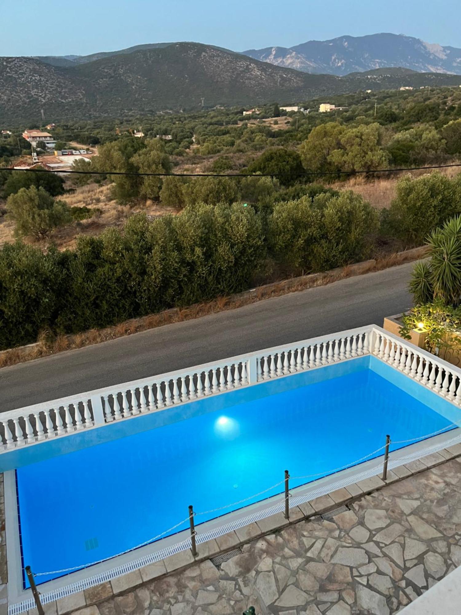 ארגוסטולי Irini'S Villa מראה חיצוני תמונה